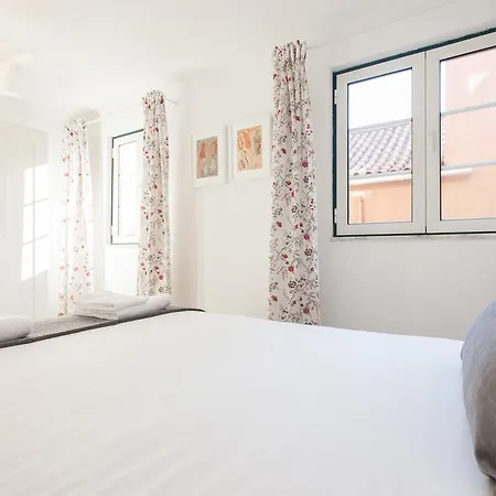 Feels Like Ajuda Cozy Place * Lisbon